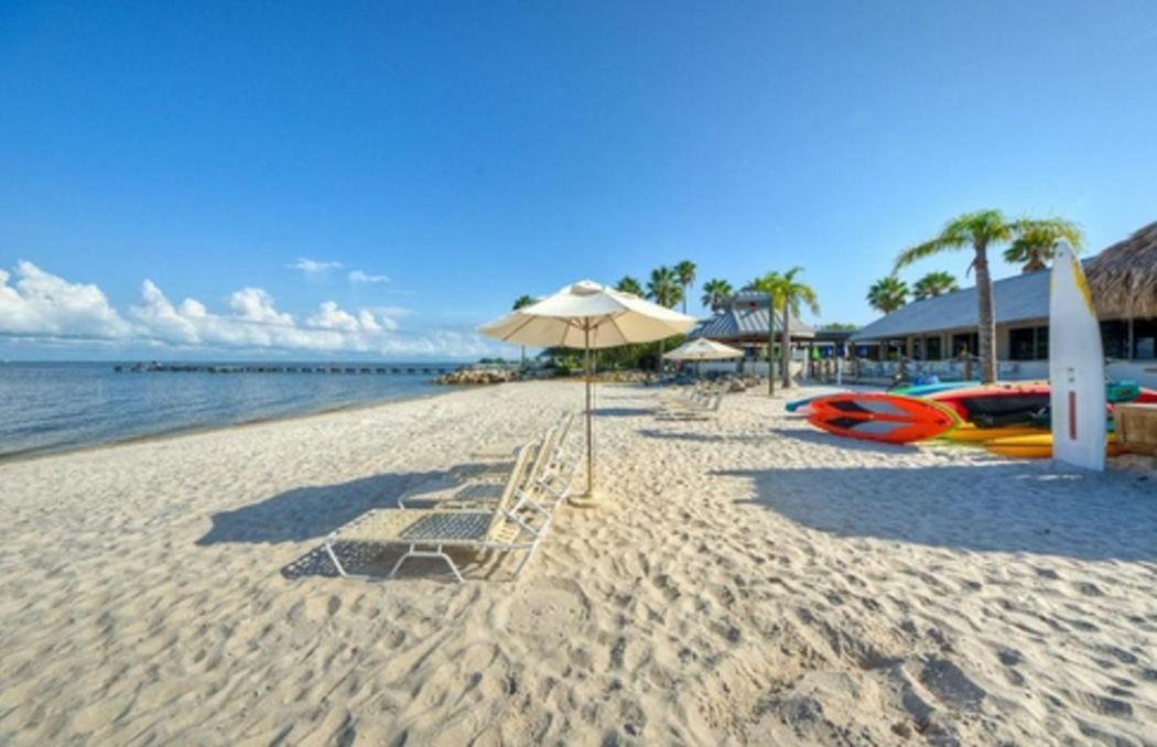 Charming One Bedroom Resort-Style Studio With Pool And Beach Access Ruskin Exterior foto
