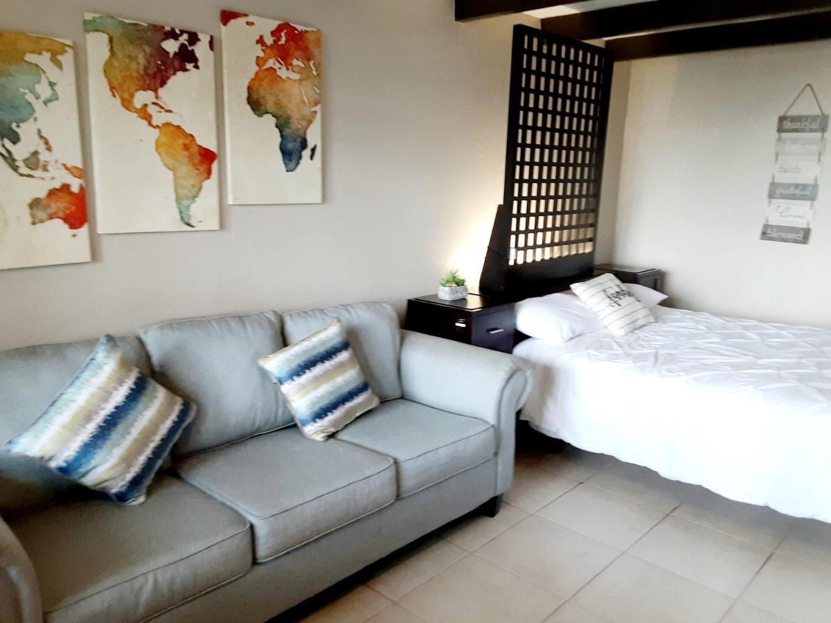 Charming One Bedroom Resort-Style Studio With Pool And Beach Access Ruskin Exterior foto